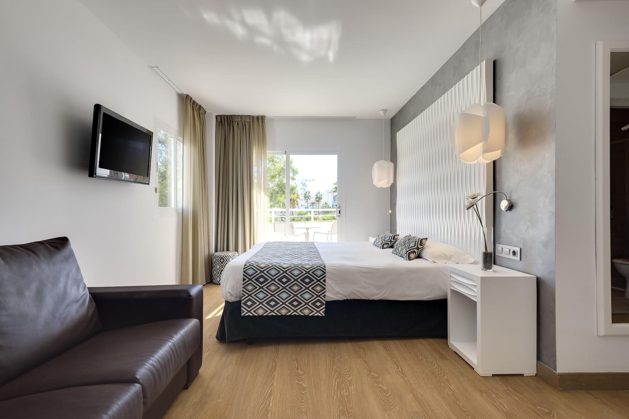 Cala Millor Garden Hotel - Adults Only Екстериор снимка