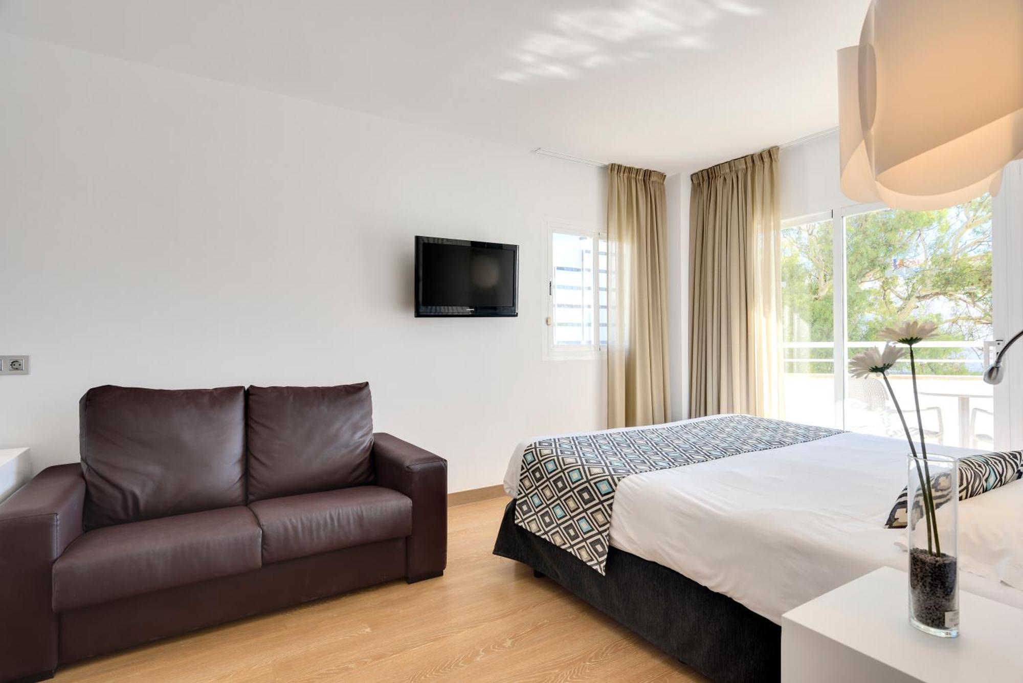 Cala Millor Garden Hotel - Adults Only Екстериор снимка